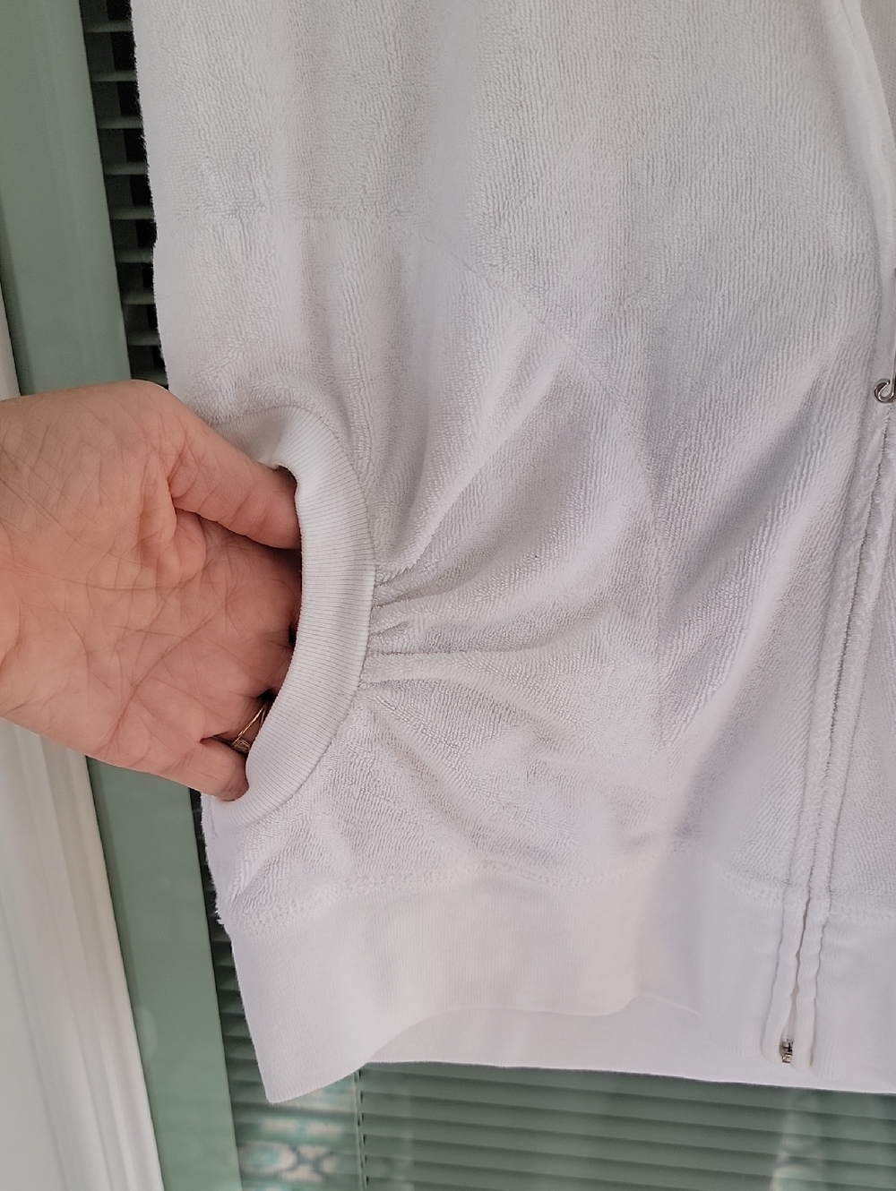 Juicy Couture White Short-Sleeve Terry Cloth Zip Hoodie Vintage 90's Sz L - Picture 4 of 9